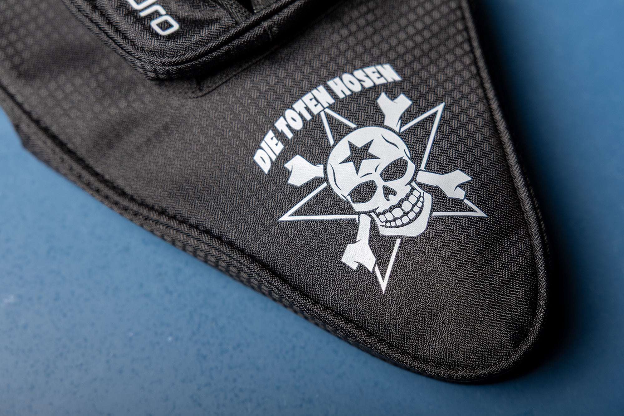 Funda básica Andro "Die Toten Hosen"