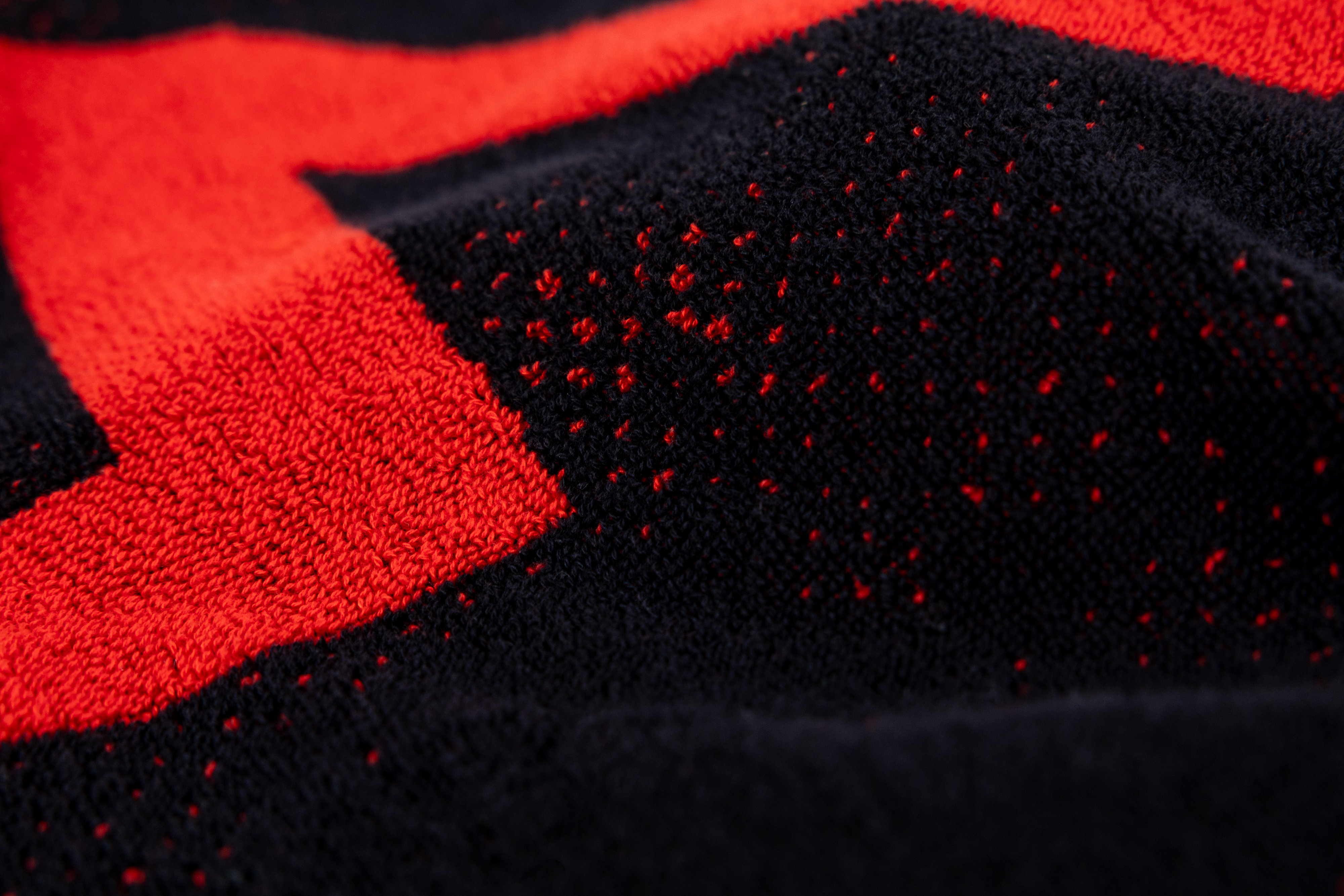 Toalla Andro NUZN S negro/rojo